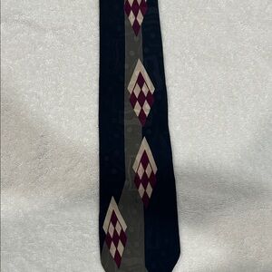 Geometric Pattern Tie - Navy and Burgundy